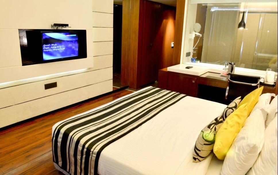 Hotel Gk International Chandigarh Exterior photo